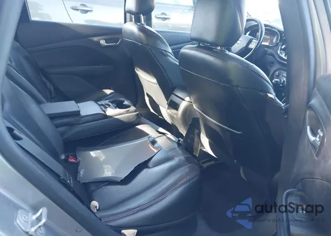 2015 Dodge Dart Gt z USA, uszkodzony, nr VIN 1C3CDFEB2FD119348